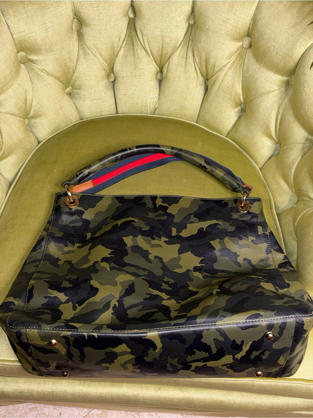 Mark and Graham Slouch Handbag Bag Purse Green /Brown Camouflage - Picture 14 of 14